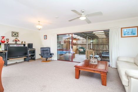 Photo of property in 41a Springs Road, Parakai, 0830