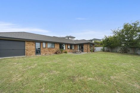 Photo of property in 22 Aotea Drive, Aotea, Porirua, 5024