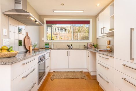 Photo of property in 39a Main Road, Redcliffs, Christchurch, 8081