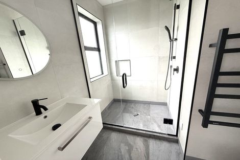 Photo of property in 52 Park Rise, Campbells Bay, Auckland, 0630