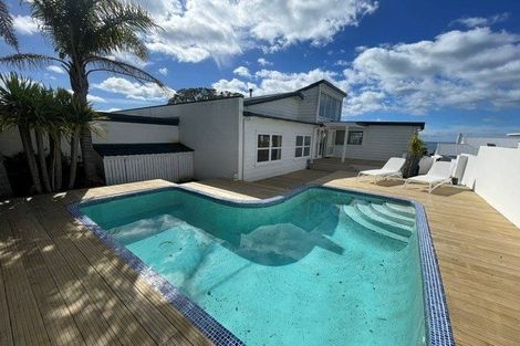 Photo of property in 1/3 Brown Street, Hauraki, Auckland, 0622
