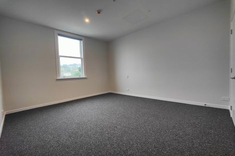 Photo of property in 1 Milne Terrace, Island Bay, Wellington, 6023