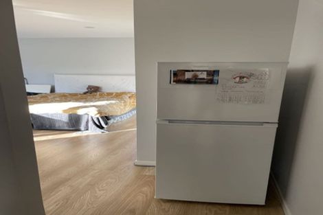 Photo of property in 18a Hazel Glen, Bayview, Auckland, 0629