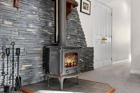 Photo of property in 586 Fencourt Road, Cambridge, 3493