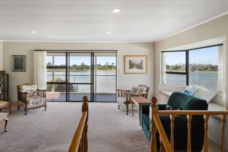 Photo of property in 16 Pohutukawa Drive, Athenree, Katikati, 3177