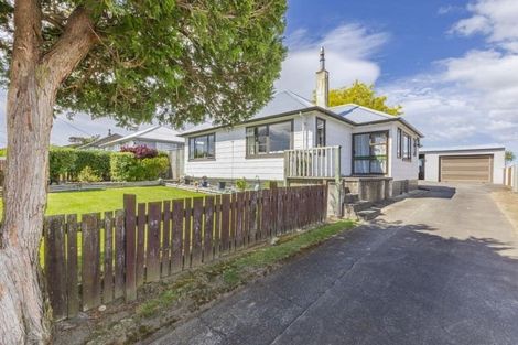 Photo of property in 17 Freyberg Terrace, Waipukurau, 4200