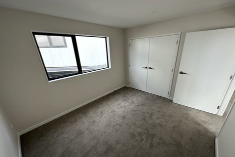 Photo of property in 16 Pohewa Road, Silverdale, 0932