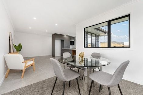 Photo of property in 59 Atlantic Drive, Fitzherbert, Palmerston North, 4410