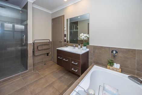 Photo of property in 4 Tarrango Way, Rototuna, Hamilton, 3210