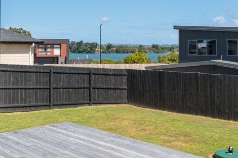 Photo of property in 16 Otohikawa Avenue, Glenbrook, Waiuku, 2681