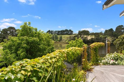 Photo of property in 6 York Terrace, Riverhead, 0820