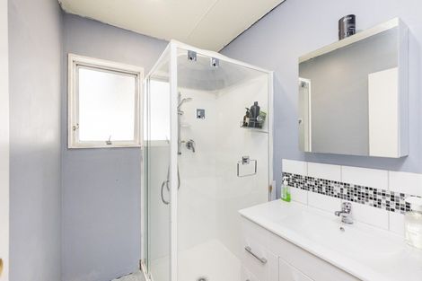 Photo of property in 1/17 Apollo Parade, Milson, Palmerston North, 4414