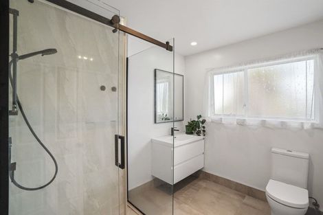 Photo of property in 7 Glengowan Place, Conifer Grove, Takanini, 2112