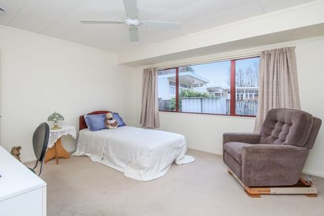 Photo of property in 41a Springs Road, Parakai, 0830