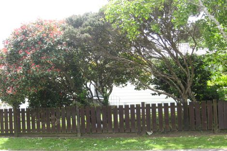 Photo of property in 6 Smedley Street, Manurewa, Auckland, 2102