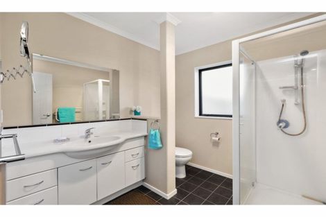 Photo of property in 12 Whitford Place, Rototuna North, Hamilton, 3210