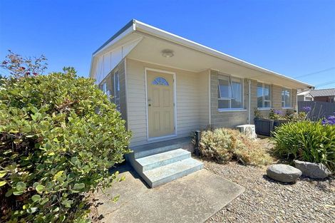 Photo of property in 2/80 Oram Avenue, New Brighton, Christchurch, 8061