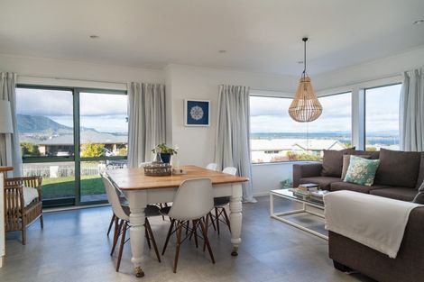 Photo of property in 23 The Grove, Nukuhau, Taupo, 3330