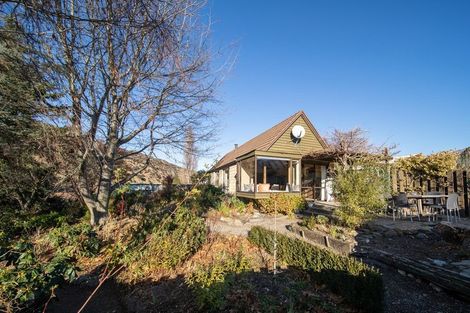 Photo of property in 2 Jedburgh Street, Roxburgh, 9500