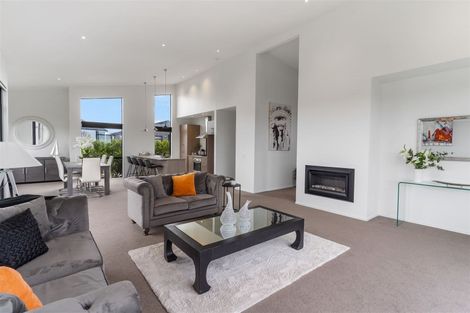 Photo of property in 31 Battalion Drive, Papakura, 2110