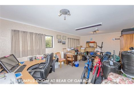 Photo of property in 62 Ocean View Road, Northcote, Auckland, 0627