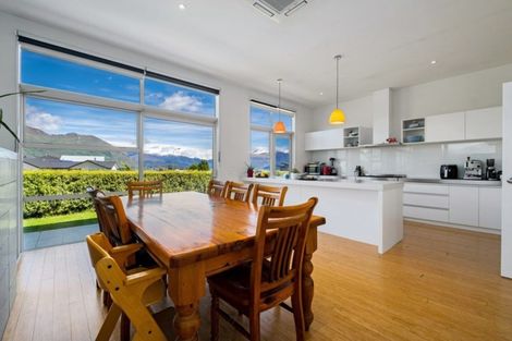 Photo of property in 10 Mcleod Avenue, Wanaka, 9305