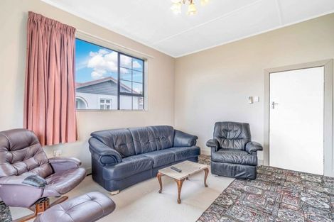 Photo of property in 374 Tay Street, Turnbull Thomson Park, Invercargill, 9810