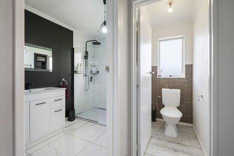 Photo of property in 7 Chadwick Place, Highbury, Palmerston North, 4412