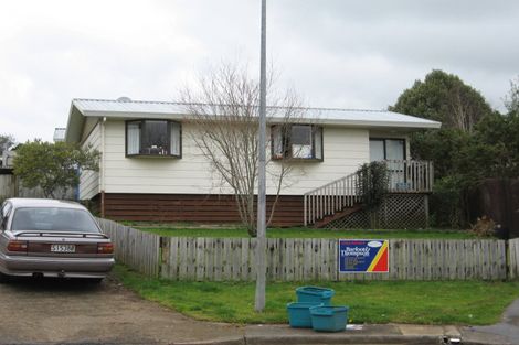 Photo of property in 2/5 Inca Place, Red Hill, Papakura, 2110