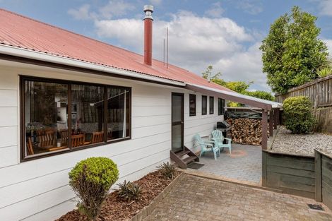 Photo of property in 16 Langstone Street, Welcome Bay, Tauranga, 3112