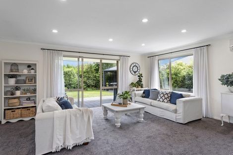 Photo of property in 11 Bernadette Street, Aidanfield, Christchurch, 8025
