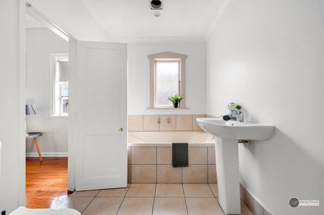 Photo of property in 35 Burnside Street, Waterloo, Lower Hutt, 5011