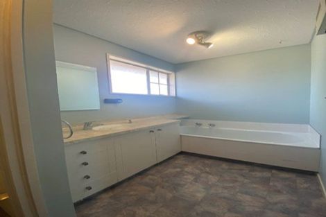 Photo of property in 24 Corfe Street, Ilam, Christchurch, 8041