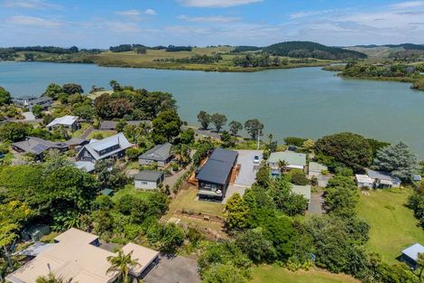 Photo of property in 119d Skudders Beach Road, Kerikeri, 0294