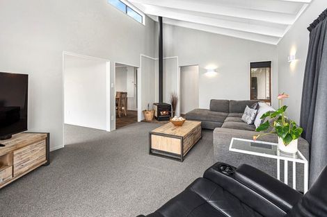 Photo of property in 13 Barclay Place, Te Kamo, Whangarei, 0112