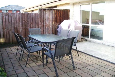 Photo of property in 2/20 Peer Street, Upper Riccarton, Christchurch, 8041