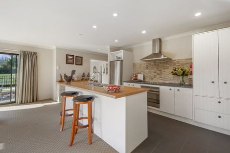 Photo of property in 122 Kinloch Road, Kinloch, Taupo, 3377