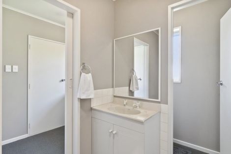 Photo of property in 58 Glen Lynne Avenue, Queenwood, Hamilton, 3210