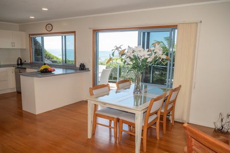 Photo of property in 4 Torsby Road, Coopers Beach, 0420