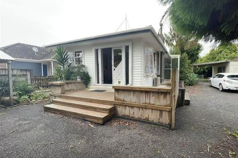 Photo of property in 34 Sturdee Road, Manurewa, Auckland, 2102