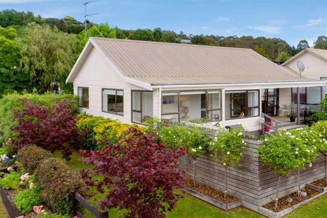 Photo of property in 3a Dorothy Drive, Acacia Bay, Taupo, 3330
