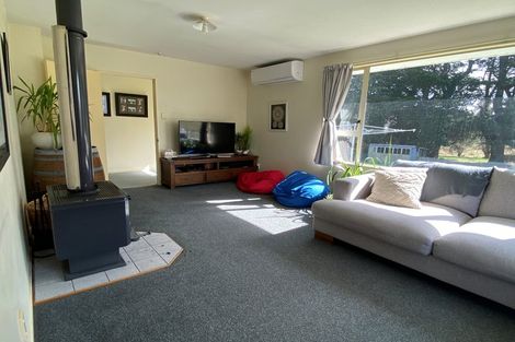 Photo of property in 3 Hill Street, Macraes, Palmerston, 9483