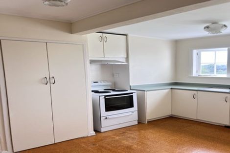 Photo of property in 54 Redlands Grove, Swanson, Auckland, 0612