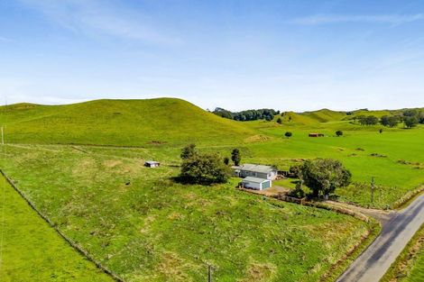 Photo of property in 49 Standish Road, Toko, Stratford, 4392