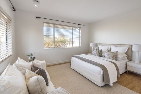 Photo of property in 7 Maleme Avenue, Belmont, Auckland, 0622