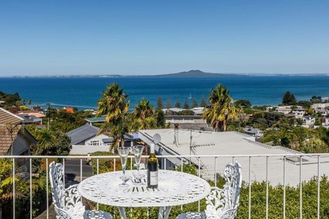 Photo of property in 848 Beach Road, Torbay, Auckland, 0630