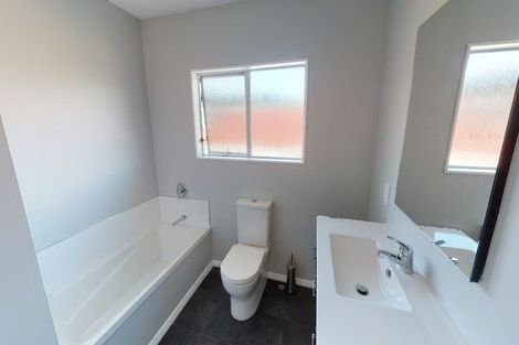 Photo of property in 30 Strathmore Avenue, Strathmore Park, Wellington, 6022