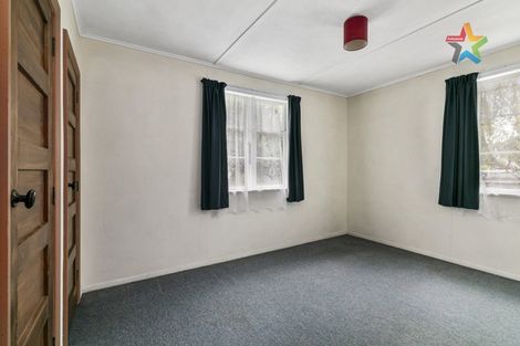 Photo of property in 1/1159 High Street, Taita, Lower Hutt, 5011