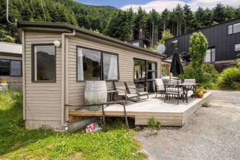 Photo of property in 43a Arawata Terrace, Fernhill, Queenstown, 9300