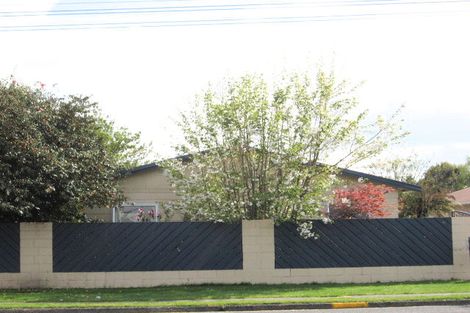 Photo of property in 70 Kawaha Point Road, Kawaha Point, Rotorua, 3010